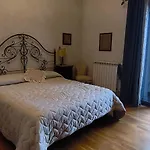 Della Via Francigena Bed and Breakfast 3*