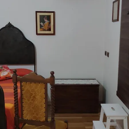 לינה וארוחת בוקר Della Via Francigena *