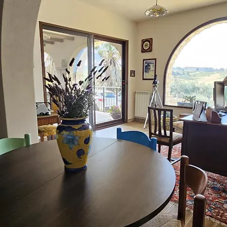 Della Via Francigena Bed & Breakfast